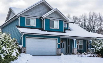 A picturesque house in winter | Source: Shutterstock