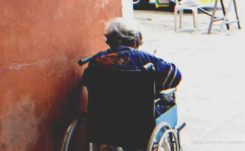 Elderly woman in a wheelchair | Source: Shutterstock