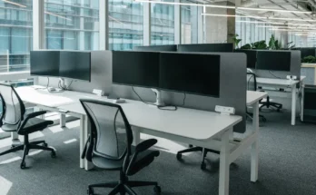 A modern office with empty workstations | Source: Shutterstock