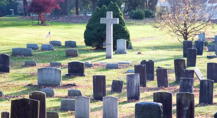 A cemetery | Source: Shutterstock