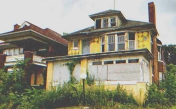 Abandoned house | Source: Shutterstock