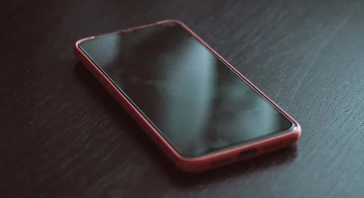 A phone on the table | Source: Shutterstock