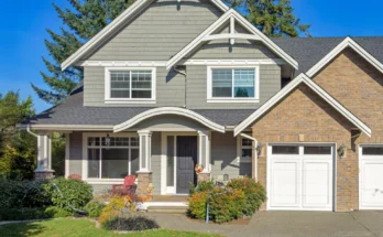 Front view of a house | Source: Shutterstock