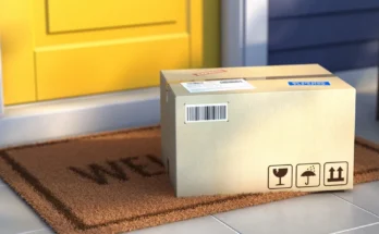 A package on a doorstep | Source: Shutterstock
