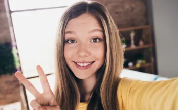 A teenage girl | Source: Shutterstock