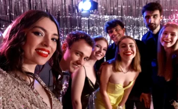 High school students attending prom | Source: Shutterstock