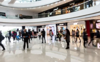 People inside a mall | Source: Shutterstock