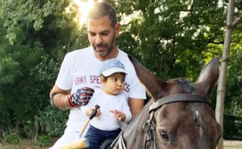 Sunjay Kapur with his son | Source: Instagram/priyasachdevkapur