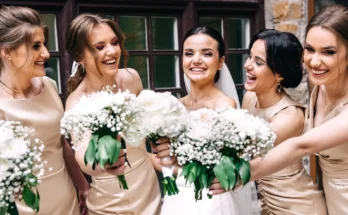 A bride with her bridesmaids | Source: Shutterstock