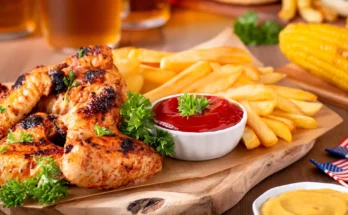 A Fourth of July barbeque dinner | Source: Shutterstock