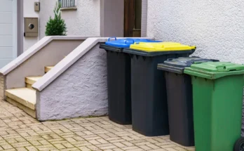 Trash bins outside a house | Source: Shutterstock