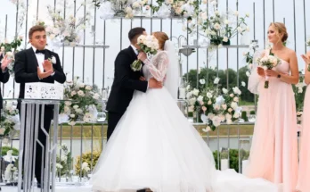 A bride and a groom kissing | Source: Shutterstock