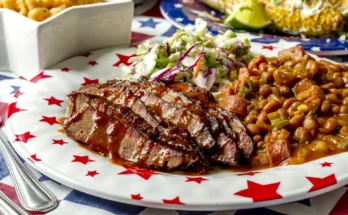 A plate of food for July 4th celebrations | Source: Shutterstock