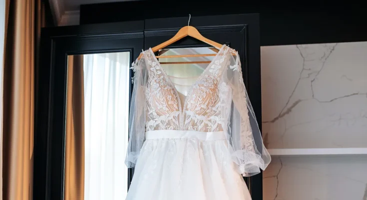 A wedding dress | Source: Shutterstock